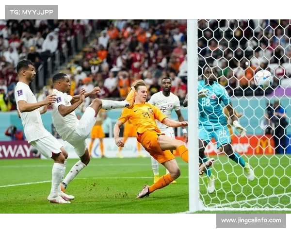 马马杜·库利巴利红牌动作与南非世界杯德容飞踹对比引热议